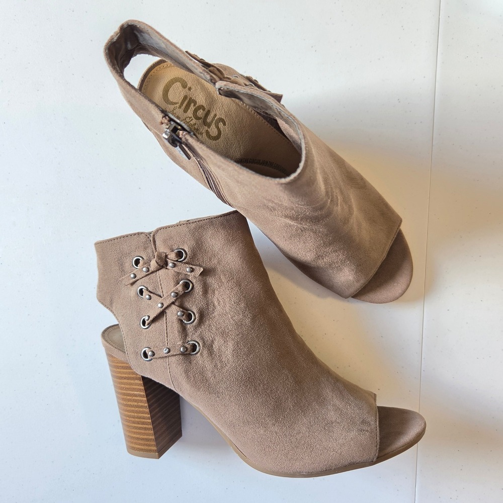 Circus by Sam Edelman Womens 9.5 Taupe Faux Suede Open Toe Block Heel Booties